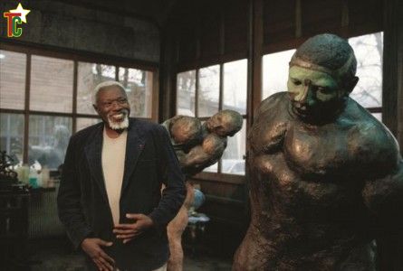 Ousmane Sow, premier Noir à l’Académie des Beaux-arts, dédie son installation à l’Afrique et à Mandela