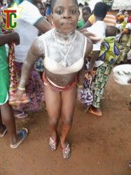 Danseuse Tchimou Photo: Noël Tingayama Mawo