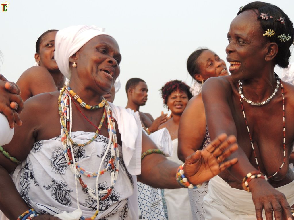 Togo traditions: Les Guins de Glidji ont-ils désacralisé leurs couvents et la pierre sacrée