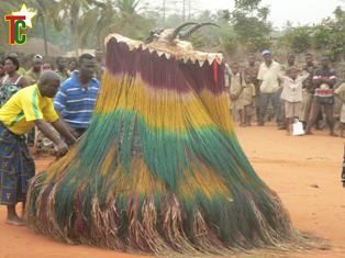 Togo Traditions: Zangbéto, gardien de la nuit, Kélégbéto gardien du jour, gardien des traditions