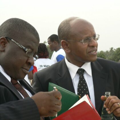 Kangni Alemdjrodo et Tharcisse URAYENEZA Photo: Gaëtan Noussouglo