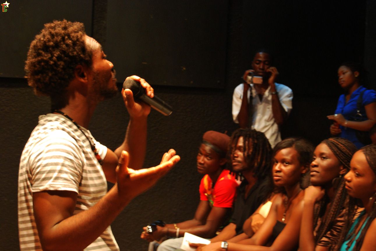 Slam : la « Lyre des mots » en rentrée poétique au CCF de Lomé