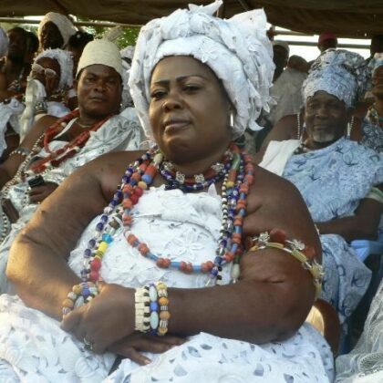 Une adepte Vaudou au Festival des divinités noires Photo: Gaëtan Noussouglo