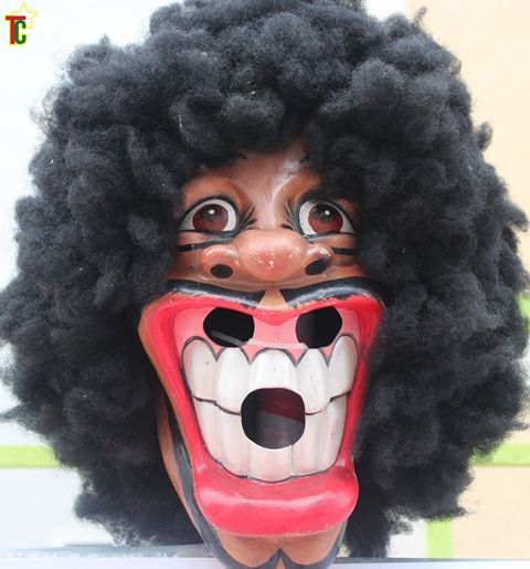 Masque à Liestal en Suisse lors du Carnaval de feu Photo Gaëtan Noussouglo