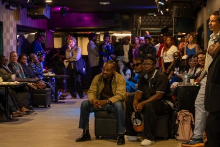 Le Festival Instant Togo rencontre des artistes à Paris à bord du bateau- mouche